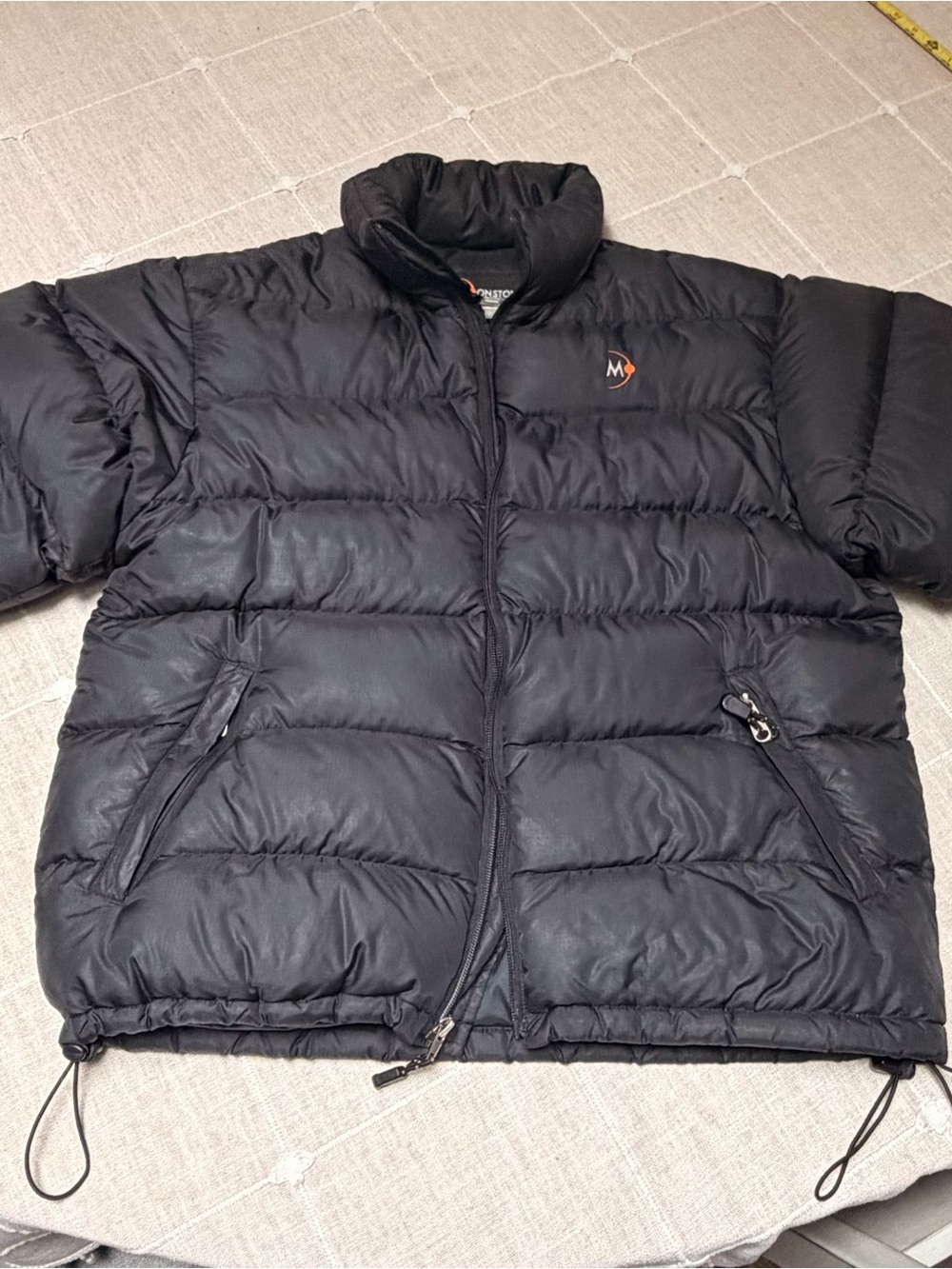 Moonstone goose down Men's Black Puffer Jacket with Insulated Quilting